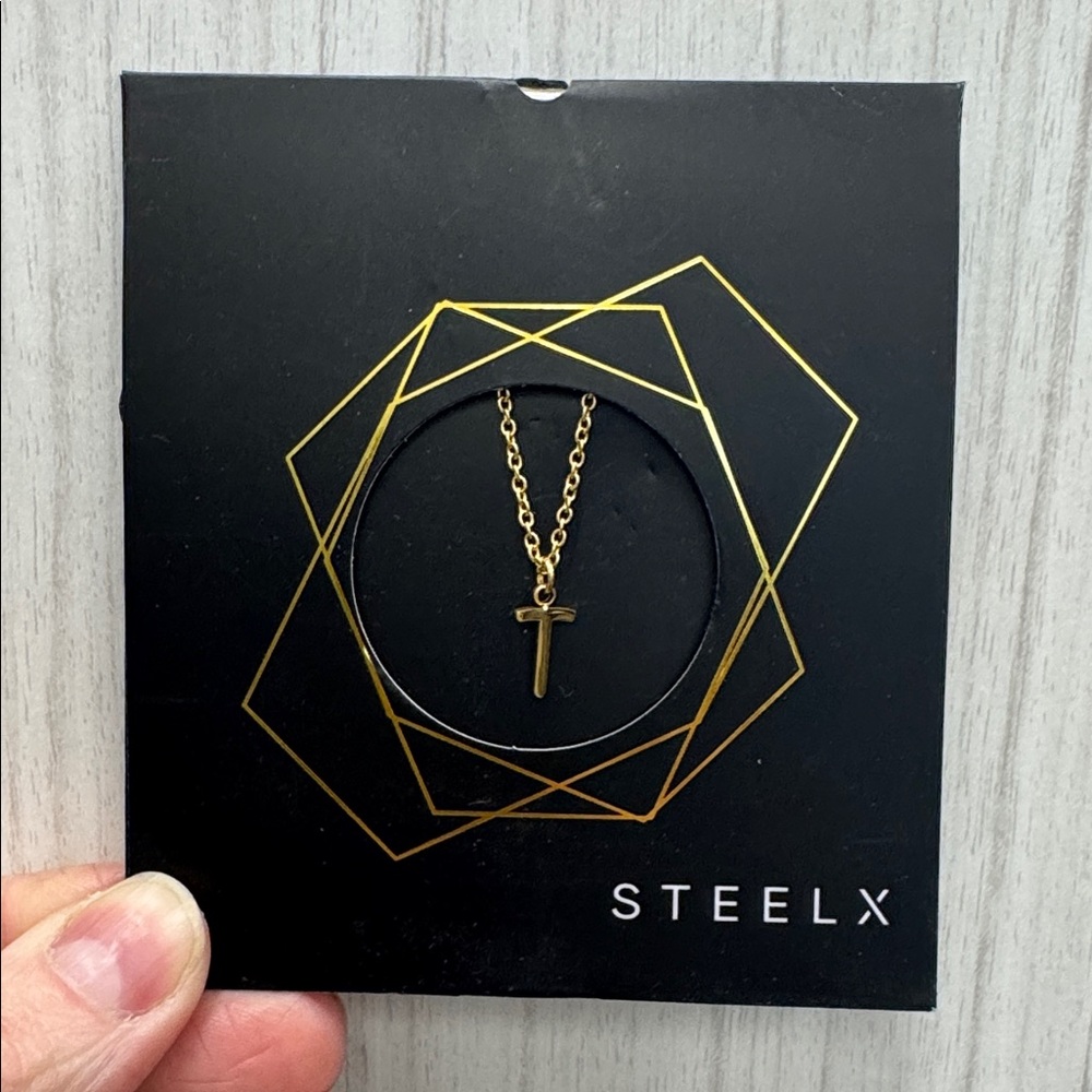 SteelX ‘T’ initial necklace - Picture 2 of 2